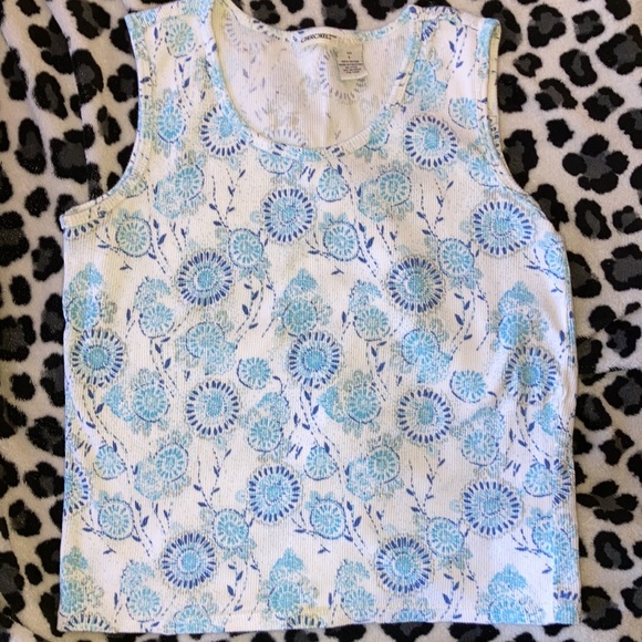 Cherokee Tops - 🌻5/$15🦩Cherokee blue floral tank. Size large